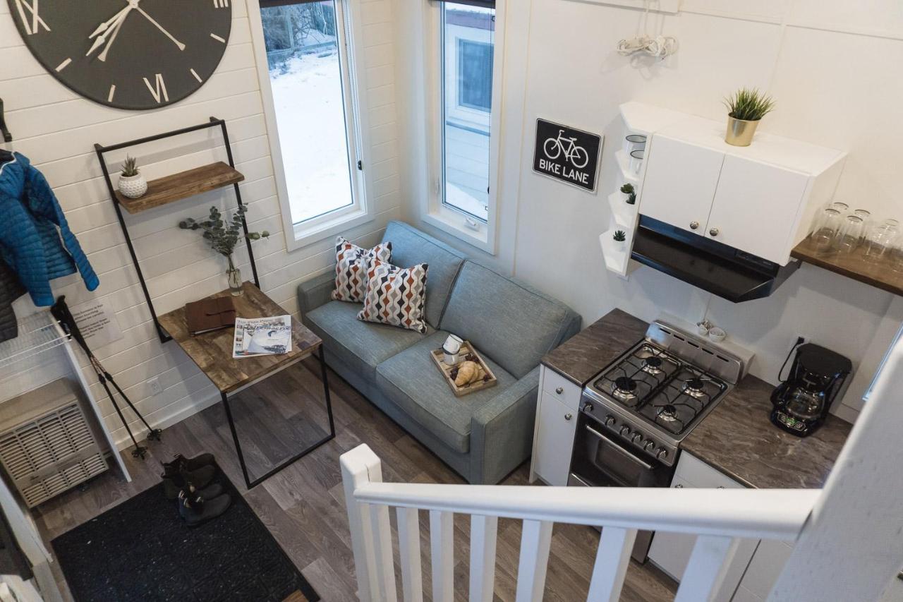 Tiny Homes By Snow Valley Lodging Fernie Esterno foto